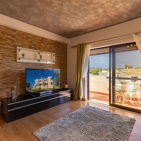 Lovely One Bedroom Apartment In Alvor Exterior photo