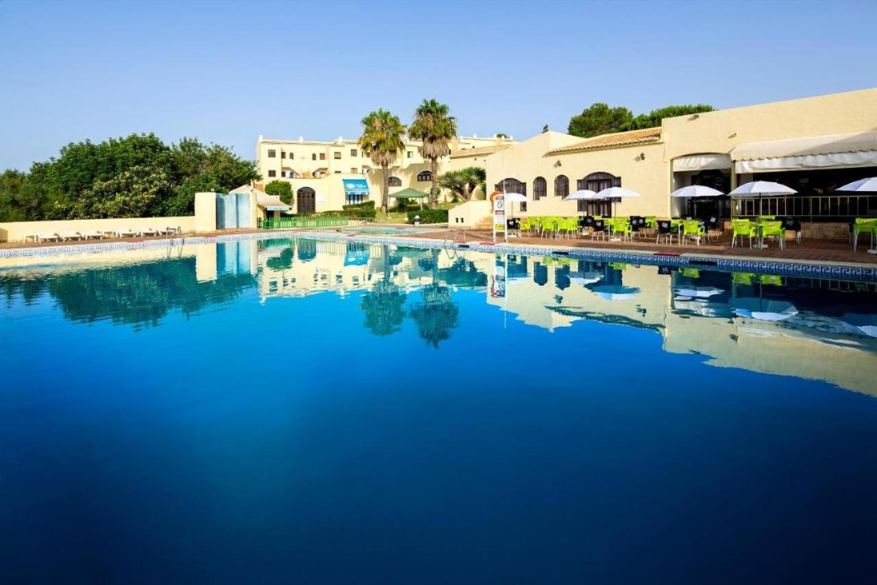 Lovely One Bedroom Apartment In Alvor Exterior photo